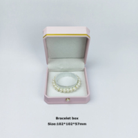 Boîte d'emballage pour bijoux en cuir PU avec logo personnalisé et bordure dorée pour collier, bague et bracelet
