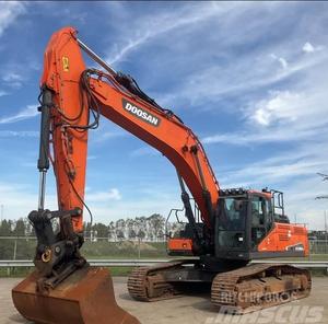 Excavateur Doosan Dx380 Dx225 Dx140 Dx150LC Excavateurs d'occasion 22 tonnes Excavateur hydraulique d'occasion Doosan Dx225 - Product Image 1