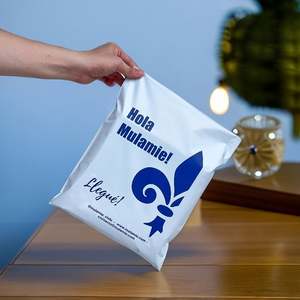 Sacs d'expédition en polyéthylène imprimés avec logo personnalisé, sacs d'expédition blancs mats pour l'expédition de vêtements, emballage de vêtements - Product Image 6