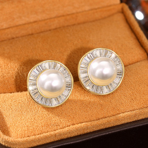 Orecchini a perno rotondi irregolari da donna, effetto perla, stile elegante e delicato, gioielli per l'orecchio da indossare tutti i giorni - Product Image 2
