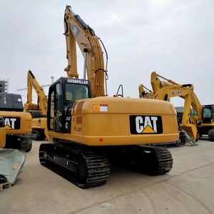 Excavatrice de construction de taille moyenne à rendement stable Caterpillar 320C pour la manutention des agrégats dans les centrales à béton - Product Image 3