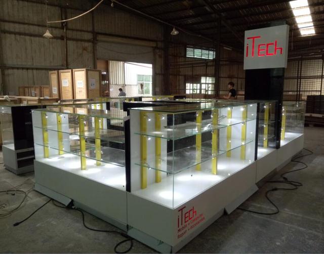 Direct Selling Rotating LED Jewelry Showcase for Girls Box Wood Counter Display