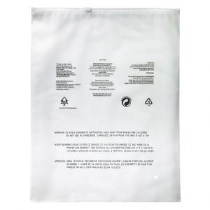 Sacs en plastique à fermeture éclair givrés personnalisés, résistants à l'humidité, pour l'emballage de t-shirts, de chaussures et de vêtements, avec logo imprimé - Product Image 4