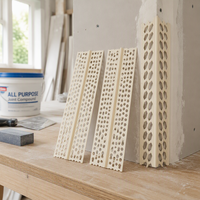 Profilés d'angle galvanisés en PVC, joints de mouvement, joints de drainage, profilés de seuil, profilés de finition, aérations, profilés CI pour le plâtrage mural