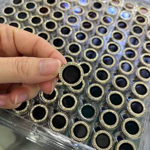 Cristal de lente de diamante de lujo para <span class=keywords><strong>iPhone</strong></span> 11 <span class=keywords><strong>12</strong></span> <span class=keywords><strong>mini</strong></span> 13 14 Plus 15 pro Max Protector de lente de cámara de vidrio templado - Product Image 2