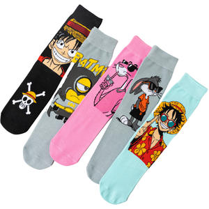 HY-5025 nouveau 2025 mode créatif Funky <span class=keywords><strong>Luffy</strong></span> chaussettes garçon Anime film chaussettes coton <span class=keywords><strong>équipage</strong></span> chaussettes hommes - Product Image 3