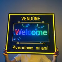 Logotipo personalizado Vip Display Led Letter Board Sign Acrílico Led Marquee Message Board Bottle Presenter Sign para Nightclub Lounge