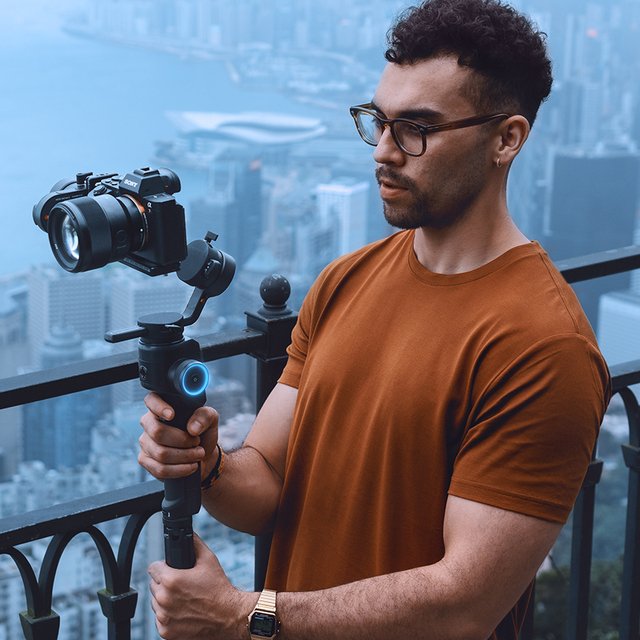 Moza AirCross 2 3-Axis Gimbal Handheld Camera Stabilizer 3.2kg Mirrorless Camera DSLR Estabilizador for Canon Sony Nikon Fuji