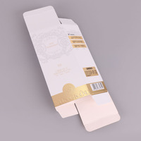 Boîte en papier kraft pour petites entreprises avec carton durable pour l'emballage de flacons de parfum et de produits de beauté, design pliable