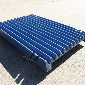 Alto manganês aço mandíbula triturador peças laterais placas MN18CR2 MN13CR2 C160 C106 C110 mandíbula placas - Product Image 6