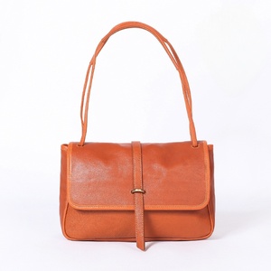 Sac fourre-tout grande capacité en cuir pleine fleur pour femme, nouveau modèle 2026, sac bandoulière rétro en cuir tanné - Product Image 1