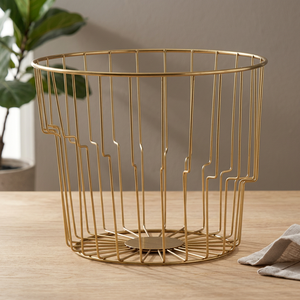Panier de rangement rond en métal au design minimaliste, durable, sur pied, pour l'organisation du salon - Product Image 4