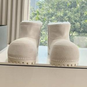 Botas de Esquí de Plataforma Cálidas para Hombre y Mujer, Diseño Personalizado de Fabricante, Suela Gruesa, Estilo Vintage, Puntera Ancha, Cuero Genuino, Botas de Nieve hasta el Tobillo - Product Image 3