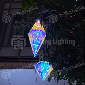 Guirlandes lumineuses irisées en forme de diamant pour centres commerciaux, hôtels, complexes hôteliers et décorations de fêtes - Product Image 5