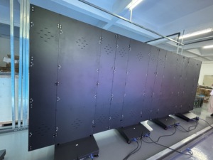 Pantalla LED Plegable de Tres Lados King VisionLed a Todo Color 4K P2.5, 3840Hz, 5 Años de Garantía, Pantalla Publicitaria Interior Portátil - Product Image 4