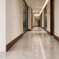 Plinthe en noyer WYRAX 100 mm, finition PVC imitation bois pour jonction mur-sol d'hôtel, 3,0 m