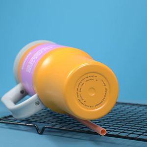 DD3977 2025 New <b>40oz</b> Double Wall Water Bottle Car Outdoor Sports Cup Mug Vacuum Insulated <b>Tumbler</b> <b>With</b> <b>Handle</b> and Straw - Product Image 3
