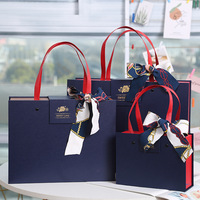 Boîtes cadeaux rigides de luxe avec poignée pour portefeuille, tasse, emballage pour la Saint-Valentin, papier laminé mat, matériaux recyclés