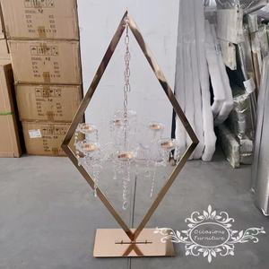 Pièce maîtresse <span class=keywords><strong>de</strong></span> mariage en forme <span class=keywords><strong>de</strong></span> <span class=keywords><strong>diamant</strong></span> Décoration <span class=keywords><strong>de</strong></span> table en fer avec crochet - Product Image 2