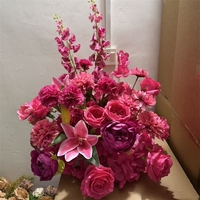 C-258 Vente en gros de boules de fleurs rose bonbon pour centre de table de mariage, centres de table verts pour mariage, fête, décoration de la maison