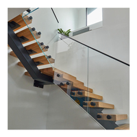 Escalier extérieur moderne en acier et bois à monopoutre / Escalier droit intérieur pour villa et appartement, en verre trempé et feuilleté