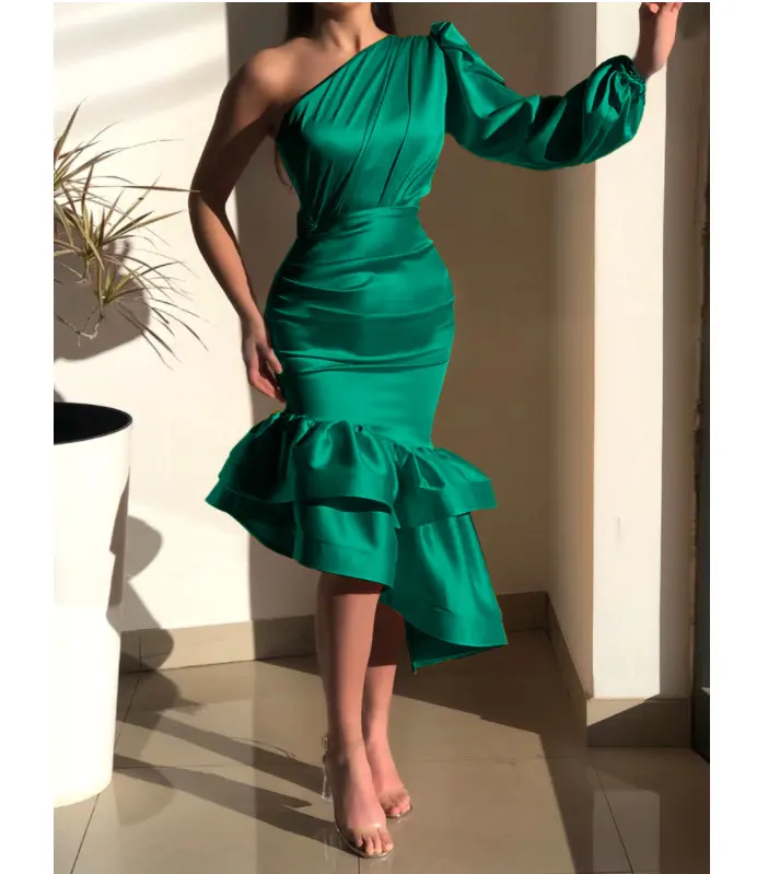 2023 Hot Sale Women Shiny Long Dress Pleated Green Elegant Female Gowns Party