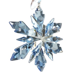 Meistverkaufte Hängende Kristall-Schneeflocke für Weihnachtsbaumdekoration - Product Image 1