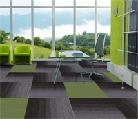 Dalles de moquette commerciales en polypropylène 50x50cm, auto-adhésives, avec support en PVC amorti, pour la maison, le bureau, la chambre