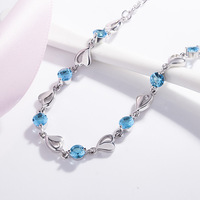 Bracelet pour femme en alliage de cuivre incrusté de zircon en forme de cœur, de haute qualité, exquis et élégant, pour accessoires quotidiens