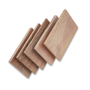 <span class=keywords><strong>Planche</strong></span> en bois de chêne massif, résistante à l'usure, indéformable, à coupe précise, haute dureté, pour la fabrication de meubles haut de gamme et raffinés - Product Image 1