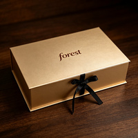 Boîte cadeau magnétique pliable écologique Forest Packing avec estampage à chaud doré et logo personnalisé pour l'emballage de vêtements et de marques de prêt-à-porter