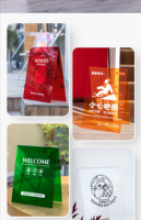 Panneau publicitaire sur pied en acrylique transparent couleur personnalisée pour café, magasin de détail, affichage publicitaire