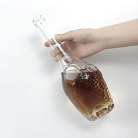 Bouteilles de vodka à col long de 375 ml, 700 ml, 750 ml, 1000 ml, prix d'usine, bouteilles de liqueur en verre, vente en gros, OEM, bouteilles en verre gravées