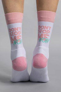 Chaussettes de course personnalisées à coussinets fins Chaussettes de <span class=keywords><strong>compression</strong></span> de haute qualité pour le cyclisme et le sport Chaussettes basses pour femmes de marque à quantité minimale de commande vente en gros - Product Image 6
