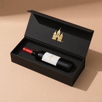 Boîtes d'emballage portables en carton rigide noir mat personnalisées de luxe avec doublure en éponge pour bouteilles de spiritueux et de vin rouge