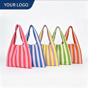 MOQ 50 pièces Grand <span class=keywords><strong>sac</strong></span> fourre-tout en tricot rayé avec logo personnalisé, <span class=keywords><strong>sac</strong></span> de plage rayé coloré, <span class=keywords><strong>sac</strong></span> au <span class=keywords><strong>crochet</strong></span>, <span class=keywords><strong>sac</strong></span> fourre-tout tissé pour le shopping d'été - Product Image 1