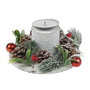 Porte-bougie en bois à une flamme avec cônes de pin et baies 23x21cm H 12cm - Product Image 1