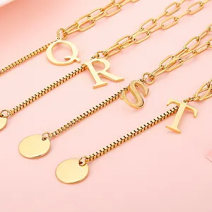 2022 Designer 18 Karat vergoldete Edelstahl Letter Charm Choker Halsketten für Frauen