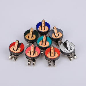 Marqueurs de balles de <span class=keywords><strong>golf</strong></span> personnalisés de haute qualité en métal émaillé vierge à graver pour produits de <span class=keywords><strong>golf</strong></span> - Product Image 3