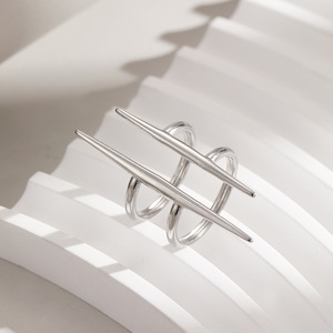 Anillo Abierto de Acero Inoxidable con Gema Clásica, Bañado en Oro de 18K, Diseño Geométrico para Parejas, Compromiso Eterno - Product Image 5