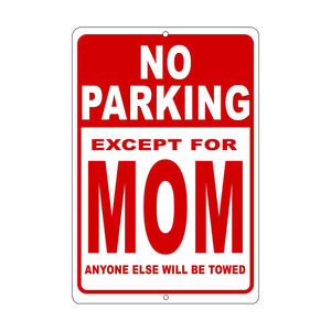 Letrero de Metal de Aluminio con Diseño Divertido y Humorístico de 'Solo Estacionamiento para Mamás de Fútbol, Violadores se Castigarán', para Eventos Deportivos - Product Image 5