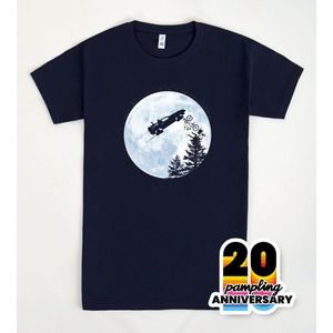 T-shirt Pamplin per il 20° anniversario, grafica Dark Blue Moon Car, taglia unisex per adulti - Product Image 3
