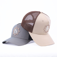 Casquettes de Camionneur en Gros en Polyester et Spandex Style Campagne avec Panneau Arrière en Maille et Broderie de Logo Personnalisée