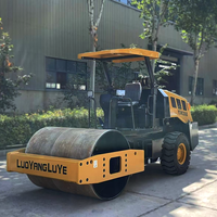 Rouleau compresseur vibrant diesel YSW206A de 6 tonnes avec moteur Changchai de 36 kW et auvent standard