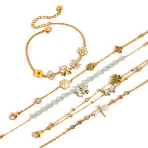 Set di <span class=keywords><strong>Bracciale</strong></span> e Collana J&D Designer con Charm in Acciaio Inox Placcato Oro 18k, Strass, Fiori, Api, Libellule e <span class=keywords><strong>Margherite</strong></span> - Product Image 5