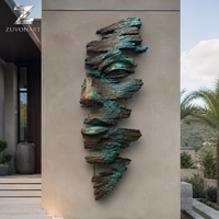 Sculpture murale artisanale en bronze, œuvre d'art métallique abstraite, finition patine antique, installation artistique décorative d'intérieur