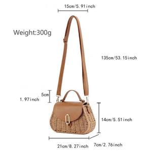 Sac de paille tissé de Style littéraire Ins décontracté pour femmes petit messager de plage carré décontracté doublure en polyester en matériau PU - Product Image 4