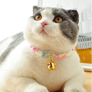 Collares ajustables de estilo japonés para perros y gatos con cascabeles - fabricante de accesorios para mascotas. - Product Image 1