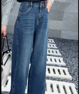 大码女式高腰直筒环保透气牛仔裤常规版型休闲弹力四季通用蓝色 - Product Image 5