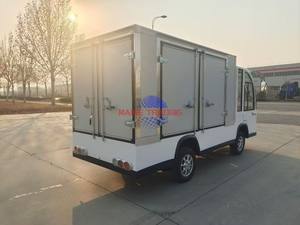 Autobús Turístico Eléctrico Blanco de 8 Plazas de Primera Categoría, Apto para Turismo y Patrullaje Urbano, con Características Personalizables - Product Image 4